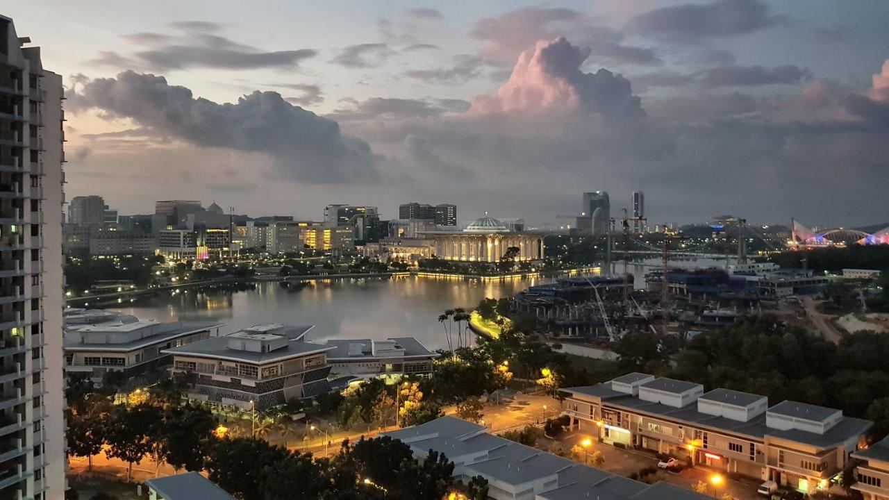 Ayer8 Putrajaya Guesthouse Bagian luar foto